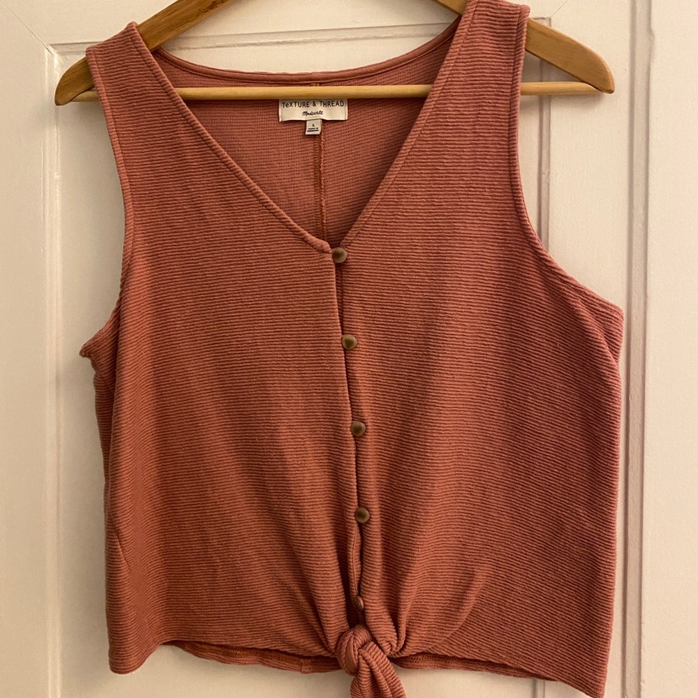 Texture and Thread mauve colored tank